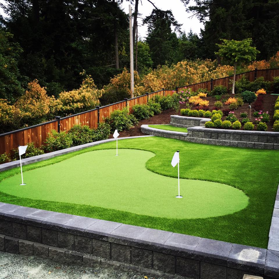 Artificial grass golf putting green design